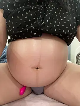 Mira-23 live cam on StripChat