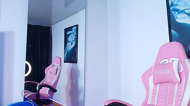 GraceWallace_ live cam on StripChat