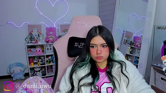 CuteDani_ webcam