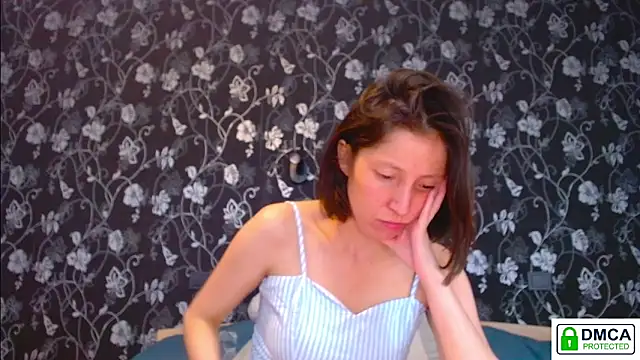 Sophi_Cute webcam