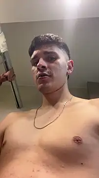 bastia_noooo live cam on StripChat