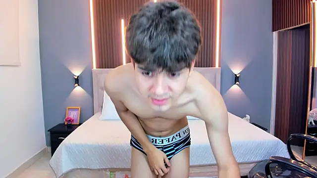 Tommy18__ webcam