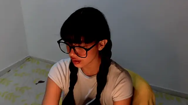 meganmiauu webcam
