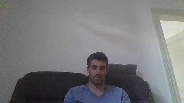 JulioIsHere4you webcam