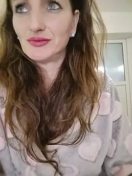CrazyMaya39 webcam
