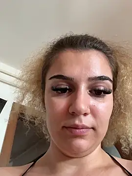 CrazyJessika live cam on StripChat