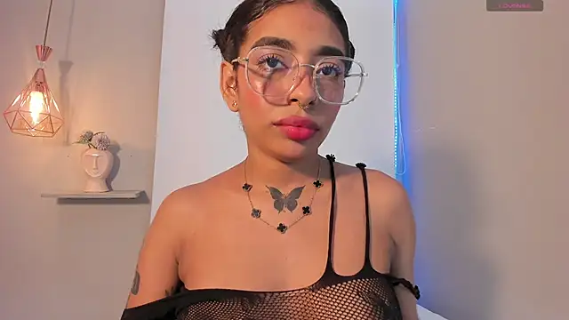Scarlet_Vixen_ webcam