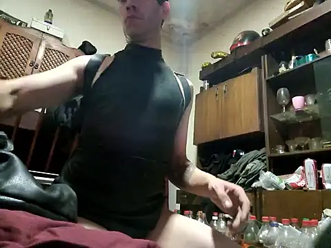 veronicatvcroosleather webcam