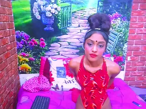 IndianPretty14u2Luv webcam
