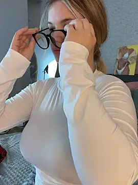 KimEvanss webcam