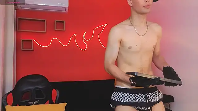 LoganSteel_ webcam