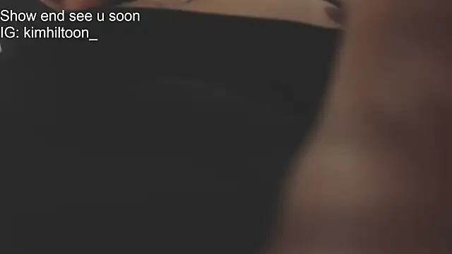 kimhilton_ live cam on StripChat