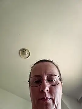 Goodass7 live cam on StripChat