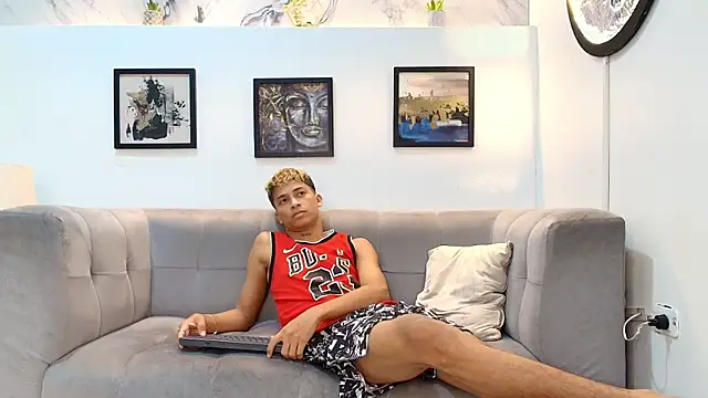 GOLD_BOYS webcam