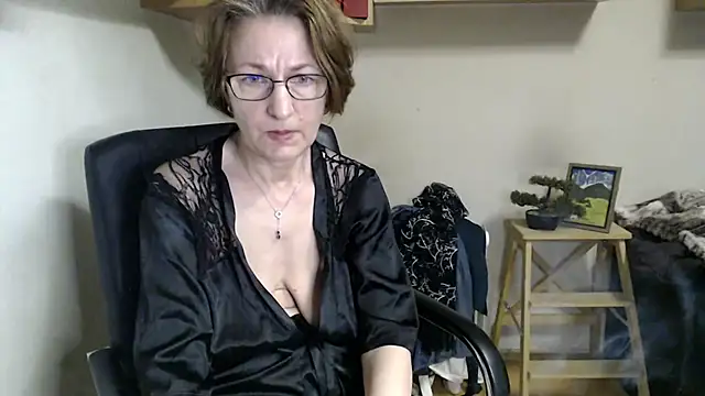 katemodel webcam