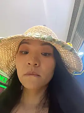 xiaochengzi505 (F milf) - 国王指定一个任务