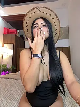 Bombshell_Rebbecca webcam