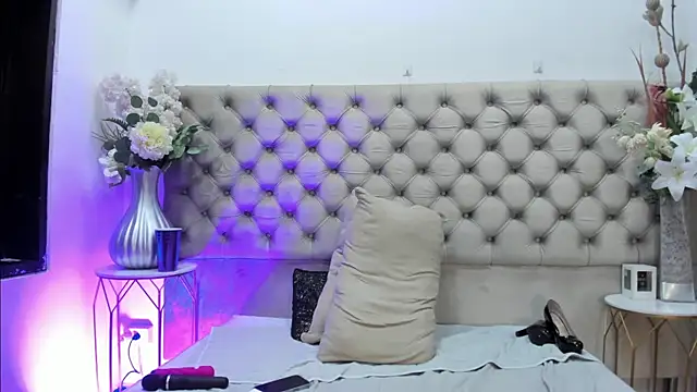 LezyTompson live cam on StripChat