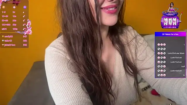 Elinatiranda live cam on StripChat