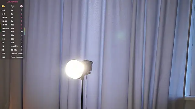 LettySlovacek live cam on StripChat