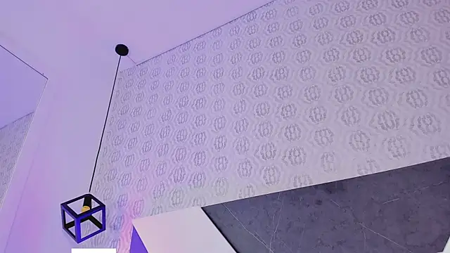 Lily_StClair live cam on StripChat