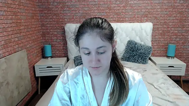 Holliy_Cooper webcam