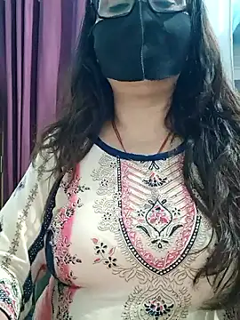 Aishwaryaa_69 webcam