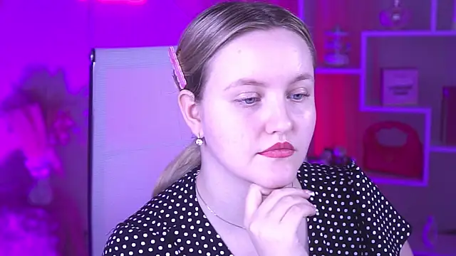KellyPoter webcam