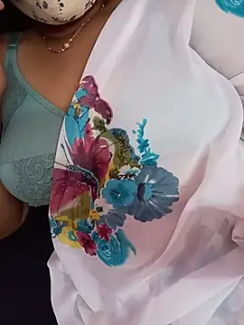 Ammu14399 webcam