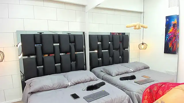 Daphne_Leia live cam on StripChat