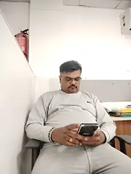 Desi_Lodo_Gujju_Boy webcam