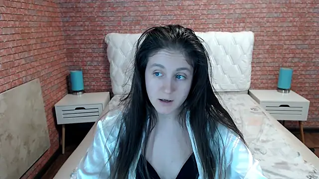 Holliy_Cooper webcam