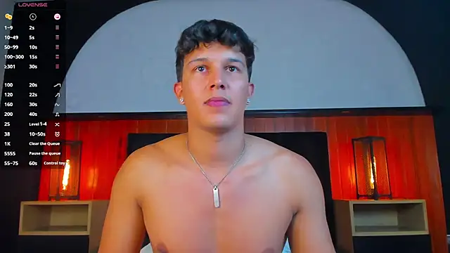 Leo_Savage_ live cam on StripChat