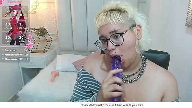 Echypyon_ live cam on StripChat