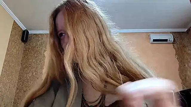 KateVibe_01 webcam