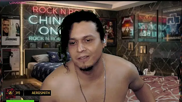 chino_roz webcam