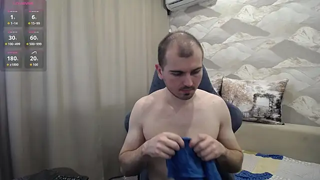 SerzhKorol1 live cam on StripChat