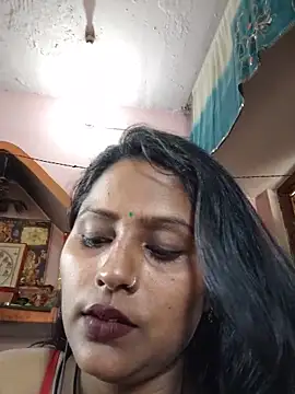 Jasmine_Januja live cam on StripChat