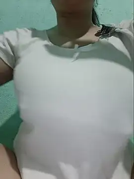 Shine_Mai webcam