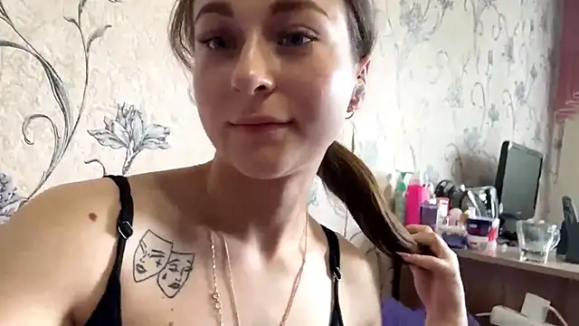 TaIliedGuest live cam on StripChat