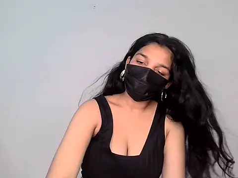 suzan_melly live cam on StripChat