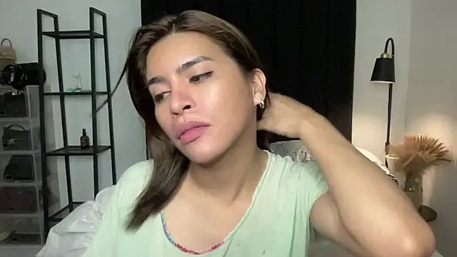 your_bianca69 live cam on StripChat