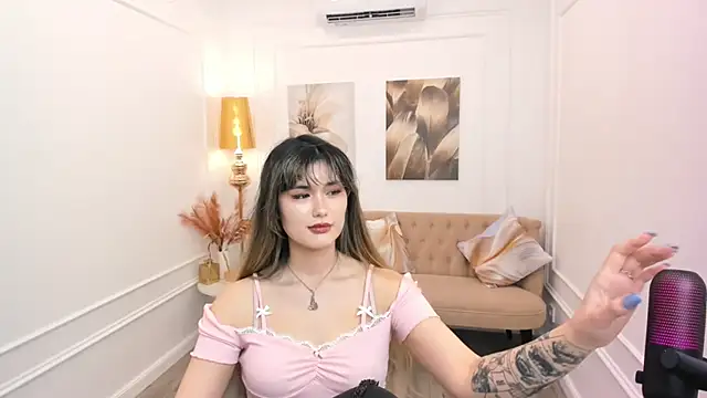 AnneTLi live cam on StripChat