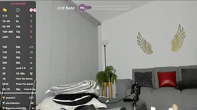 TanishaEvans webcam