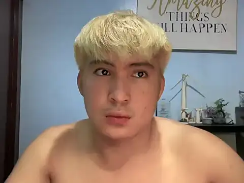 Kingdirtyfog live cam on StripChat