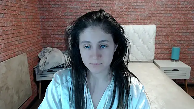 Holliy_Cooper webcam