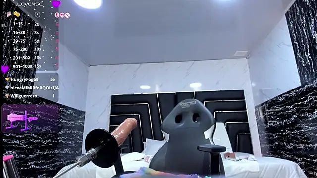 Ladyy_Scarlett live cam on StripChat