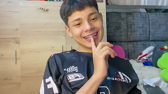 andy_belier23 (M twink) - super cum show
