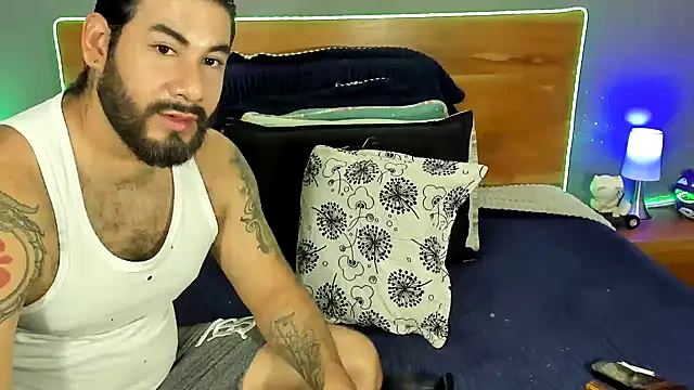 Prometeo-grizzly live cam on StripChat