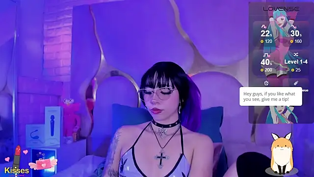 NaniiSisy live cam on StripChat